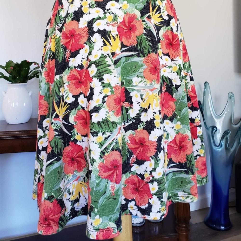 Vans floral dress - Picture 3 of 8